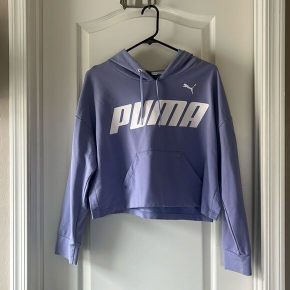 Puma Tops - Cropped Puma hooded pullover large